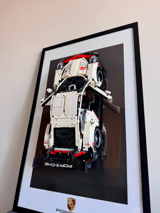 Картина з розібраним конструктором Porsche 911 RSR