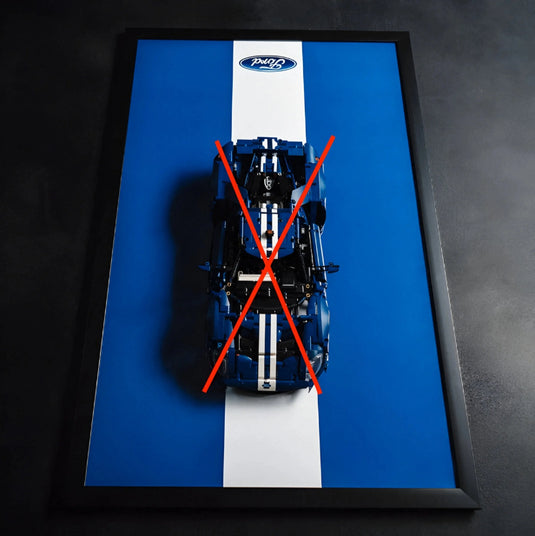 Картина з розібраним конструктором Ford GT