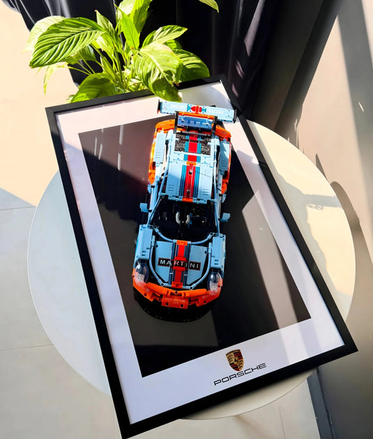 Картина з розібраним конструктором Porsche 911 RSR MARTINI