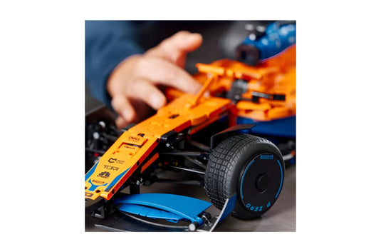 Конструктор McLaren MCL36